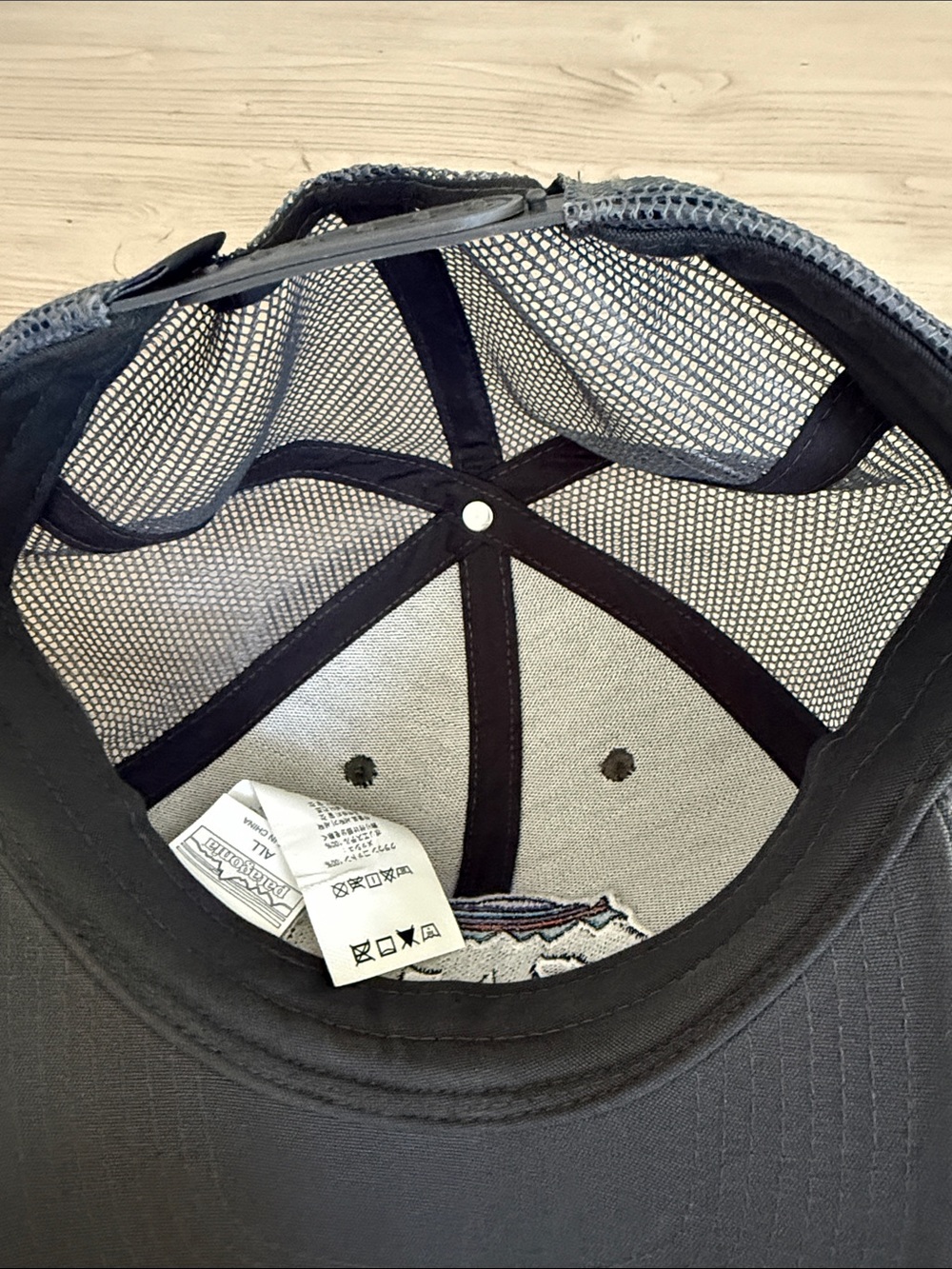 Patagonia Fitz Roy Bear Trucker Hat - Picture 3 of 5